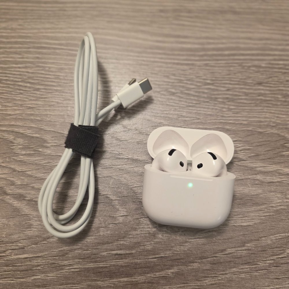 Apple AirPods 4 Wireless Earbuds, Bluetooth Headphones, with Active Noise Cancel